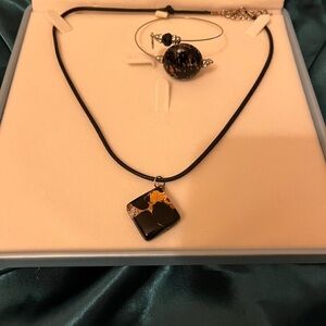 Murano set of necklace and bracelet black and gold Italian glass